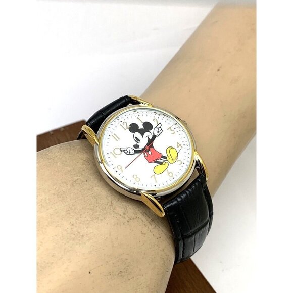 Disney Mickey Mouse Women\'s Watch White Dial Quartz Black Leather Band W002755 main image 9